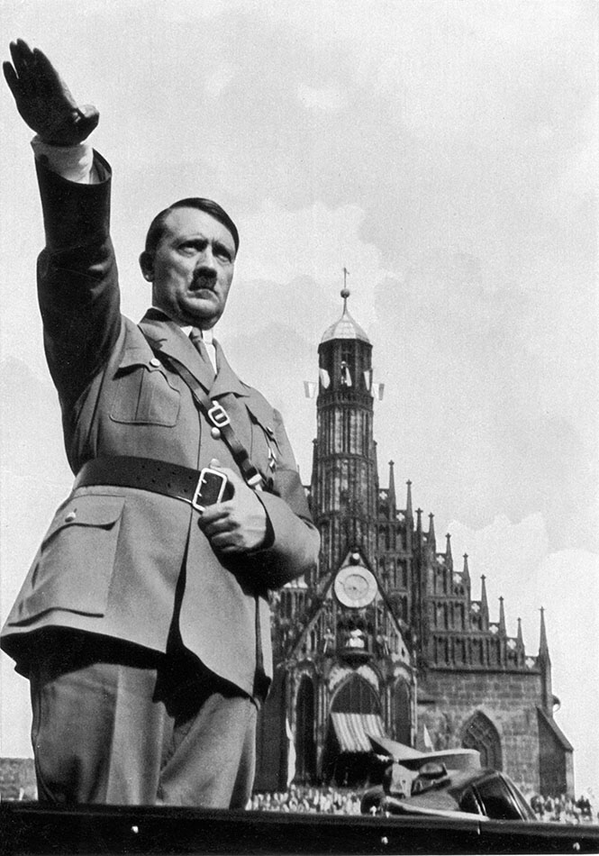 Adolf Hitler, 1936