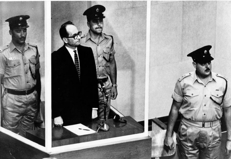 (Adolf Eichmann yargılanma sırasında)