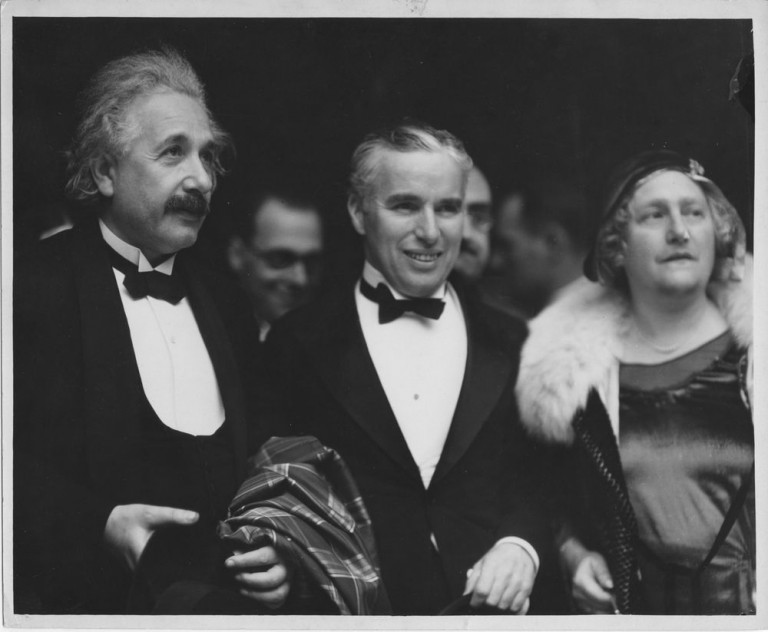 Einstein, Charlie Chaplin'le birlikte City Lights'ın prömiyerinde. Fotoğraf: Albert Einstein Archives/Greenlight